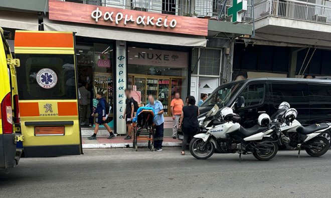 maxairi artemida Άγνωστοι εγκατέλειψαν μαχαιρωμένο άνδρα έξω από φαρμακείο στην Αρτέμιδα