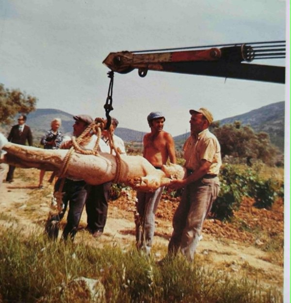 Όταν οι Μαρκοπουλιώτες βρήκαν την Φρασίκλεια και τον Κούρο στη Μερέντα 2 frasiklia kouros frasiklia kouros Όταν οι Μαρκοπουλιώτες βρήκαν την Φρασίκλεια και τον Κούρο στη Μερέντα