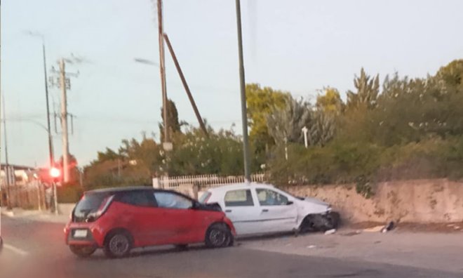 troxaio agia marina Σοβαρό τροχαίο στην Αγία Μαρίνα