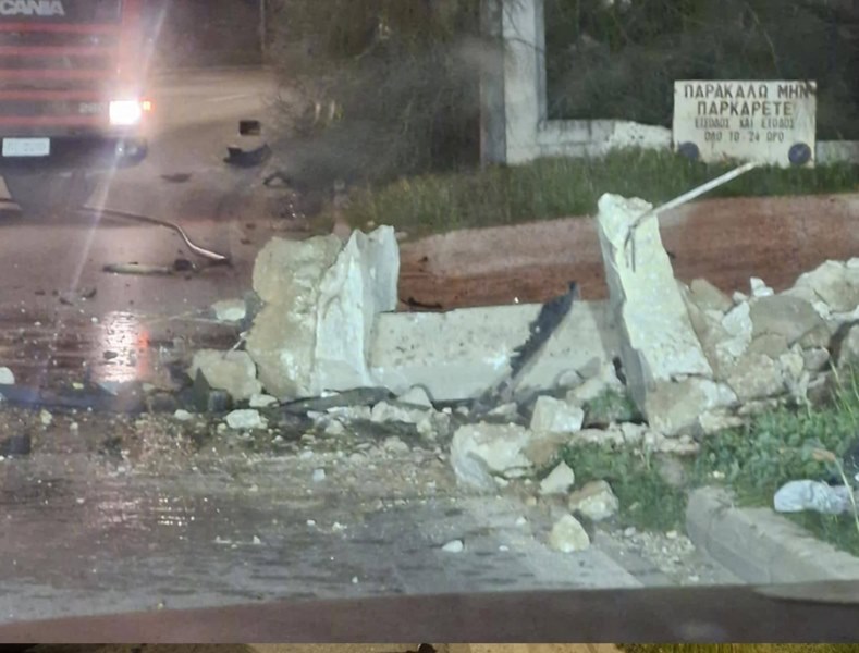 troxaio Markopoulo 2 Ένας 23χρονος έχασε τη ζωή του σε τροχαίο στο Μαρκόπουλο