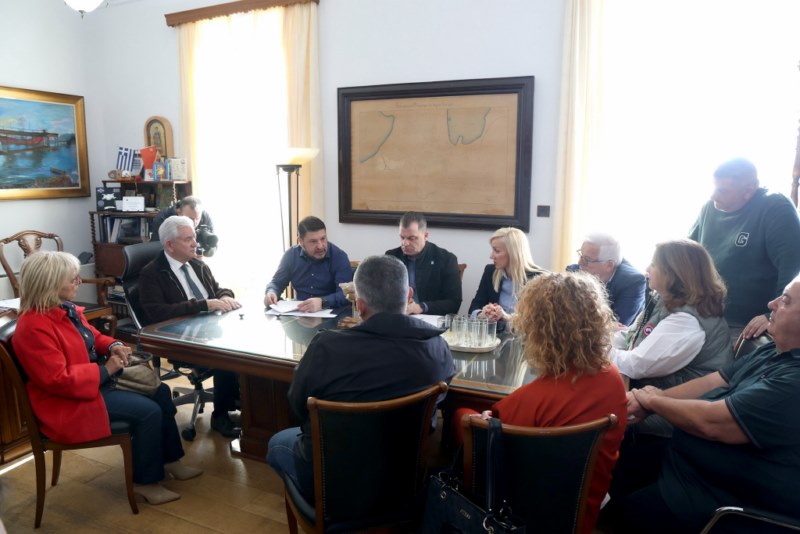 Chardalias Loukas Laurio 2 Ο Χαρδαλιάς ενημερώθηκε για τα έργα σε Λαύριο και Κερατέα