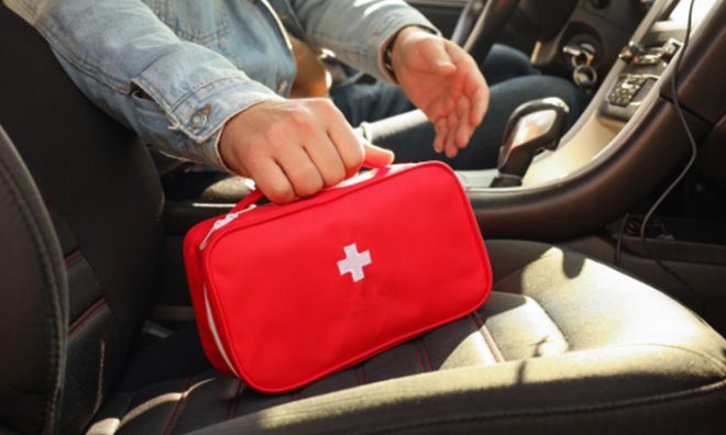 farmakeio autokinitou Τι πρέπει να περιέχει από 18 Ιουνίου το φαρμακείο του αυτοκινήτου. Πρόστιμο για τους παραβάτες